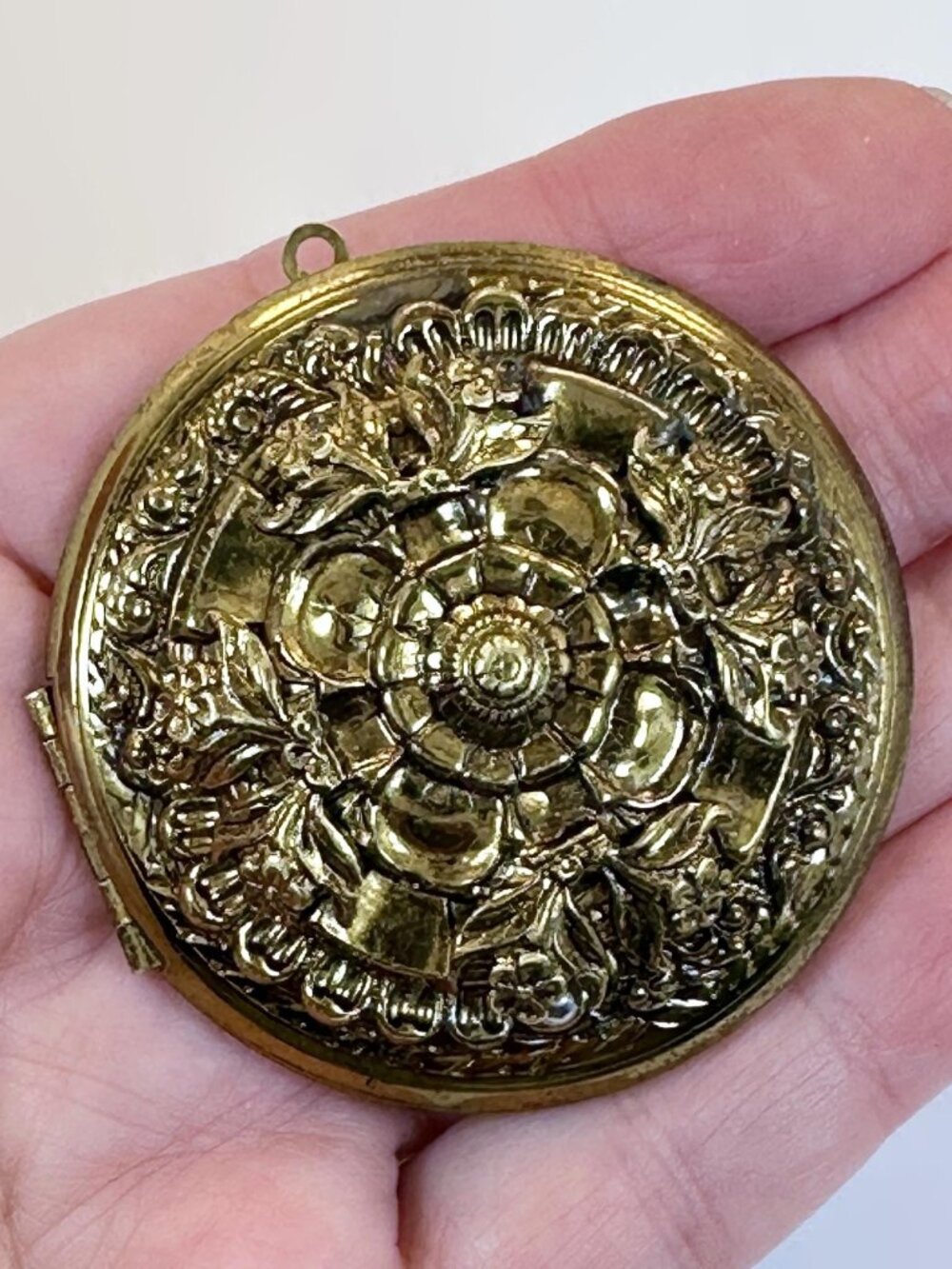 Vintage Locket, Etruscan Style, Victorian Revival, 30s, 40s, Gold Tone, Ornate
